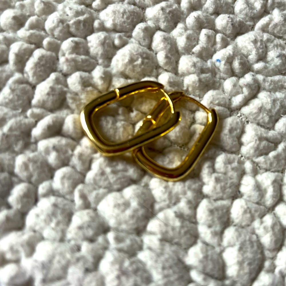 Gold filled rectangular earrings